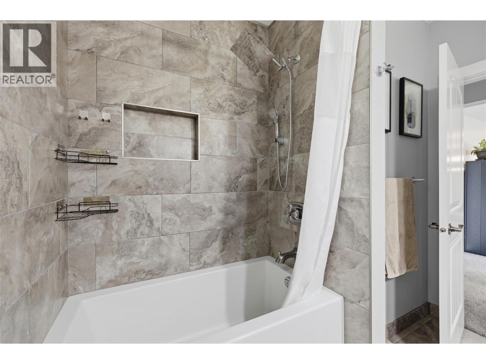 4006 Rio Vista Way, Kamloops, British Columbia  V2H 0E1 - Photo 51 - 10393832