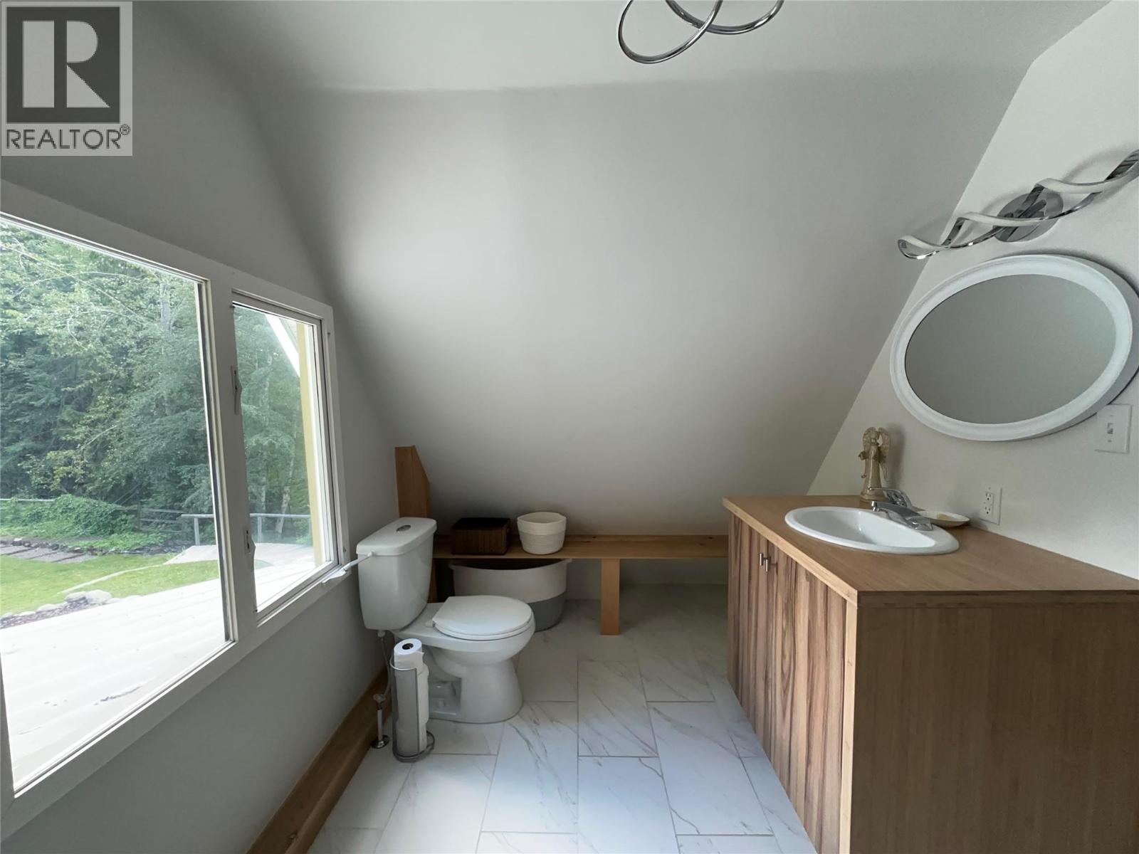 440 Hubscher Road, Ross Spur, British Columbia  V0G 1L0 - Photo 41 - 10394009
