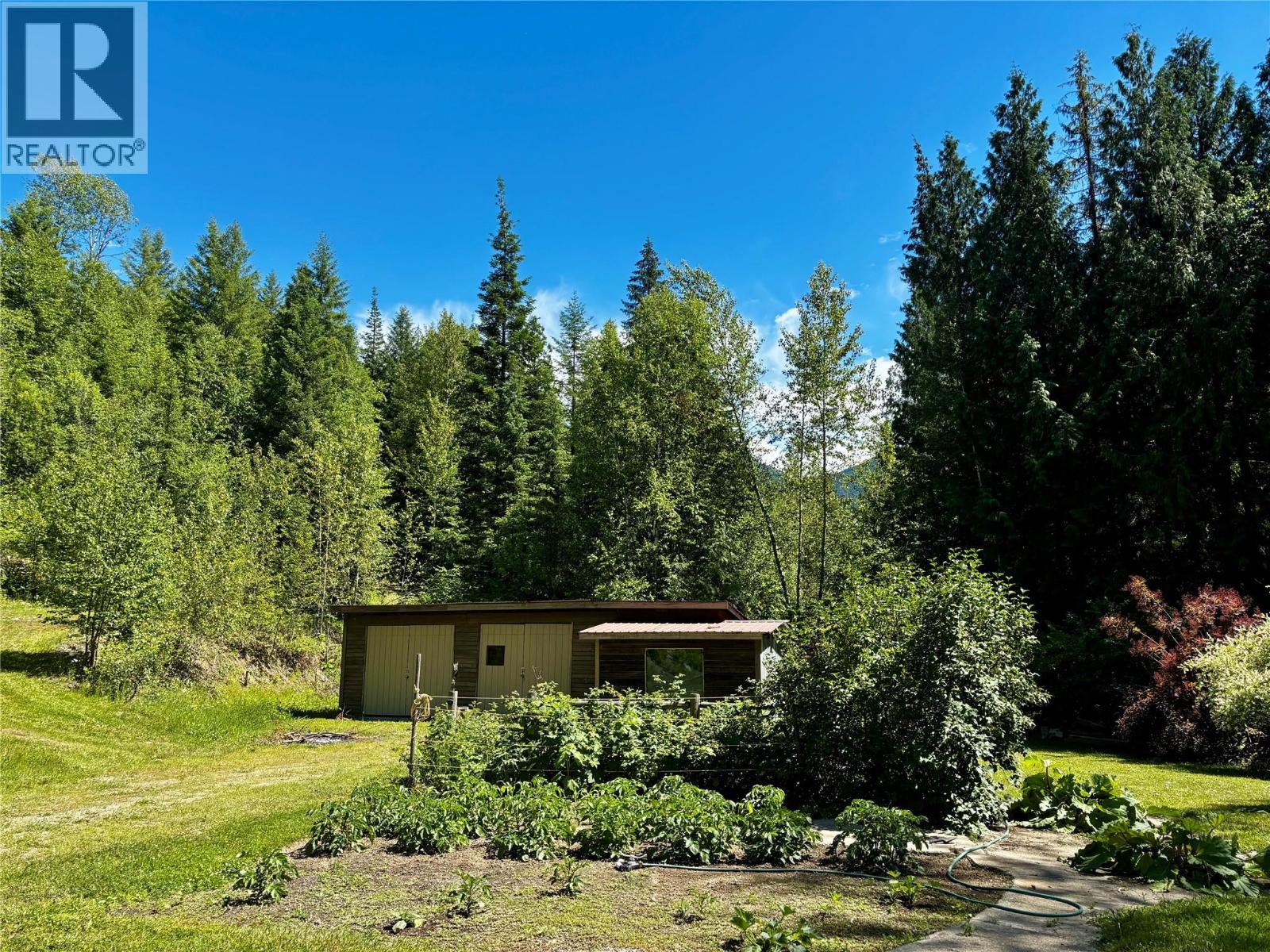 440 Hubscher Road, Ross Spur, British Columbia  V0G 1L0 - Photo 62 - 10394009