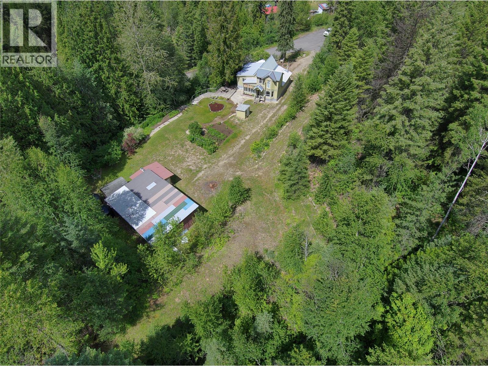 440 Hubscher Road, Ross Spur, British Columbia  V0G 1L0 - Photo 68 - 10394009