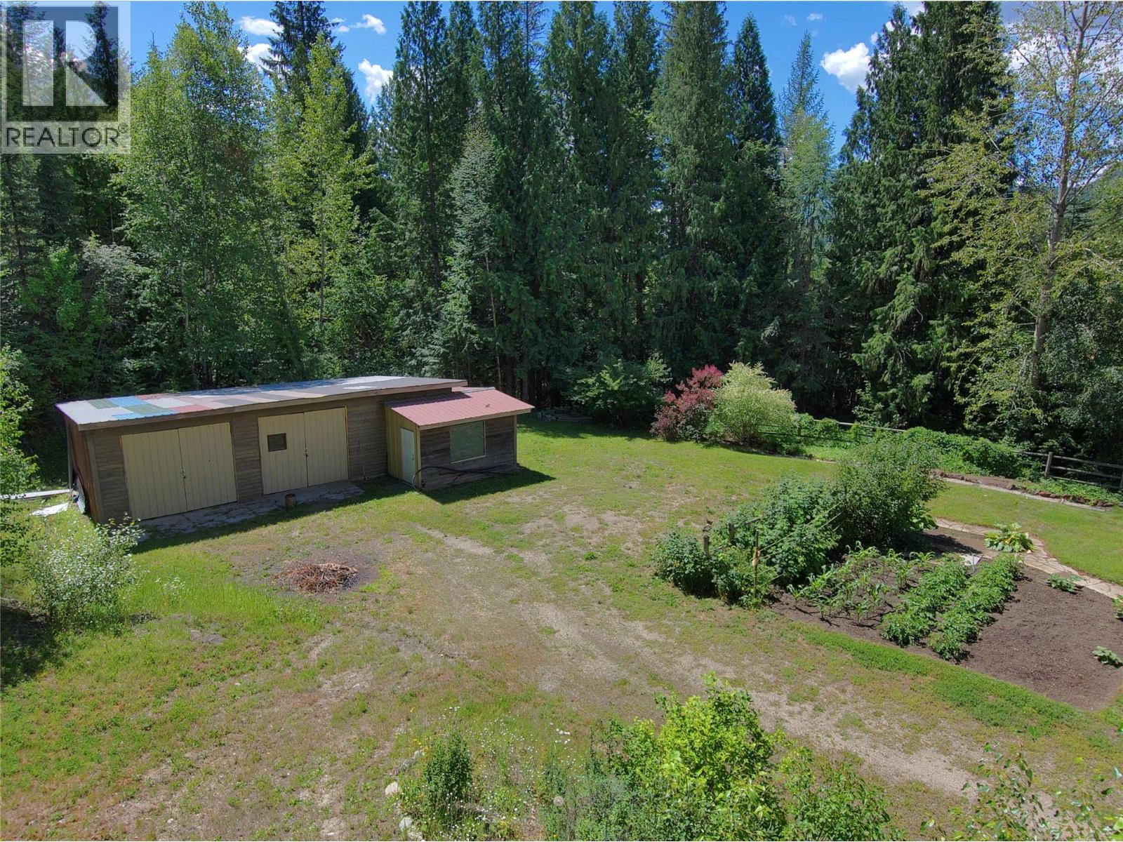 440 Hubscher Road, Ross Spur, British Columbia  V0G 1L0 - Photo 70 - 10394009