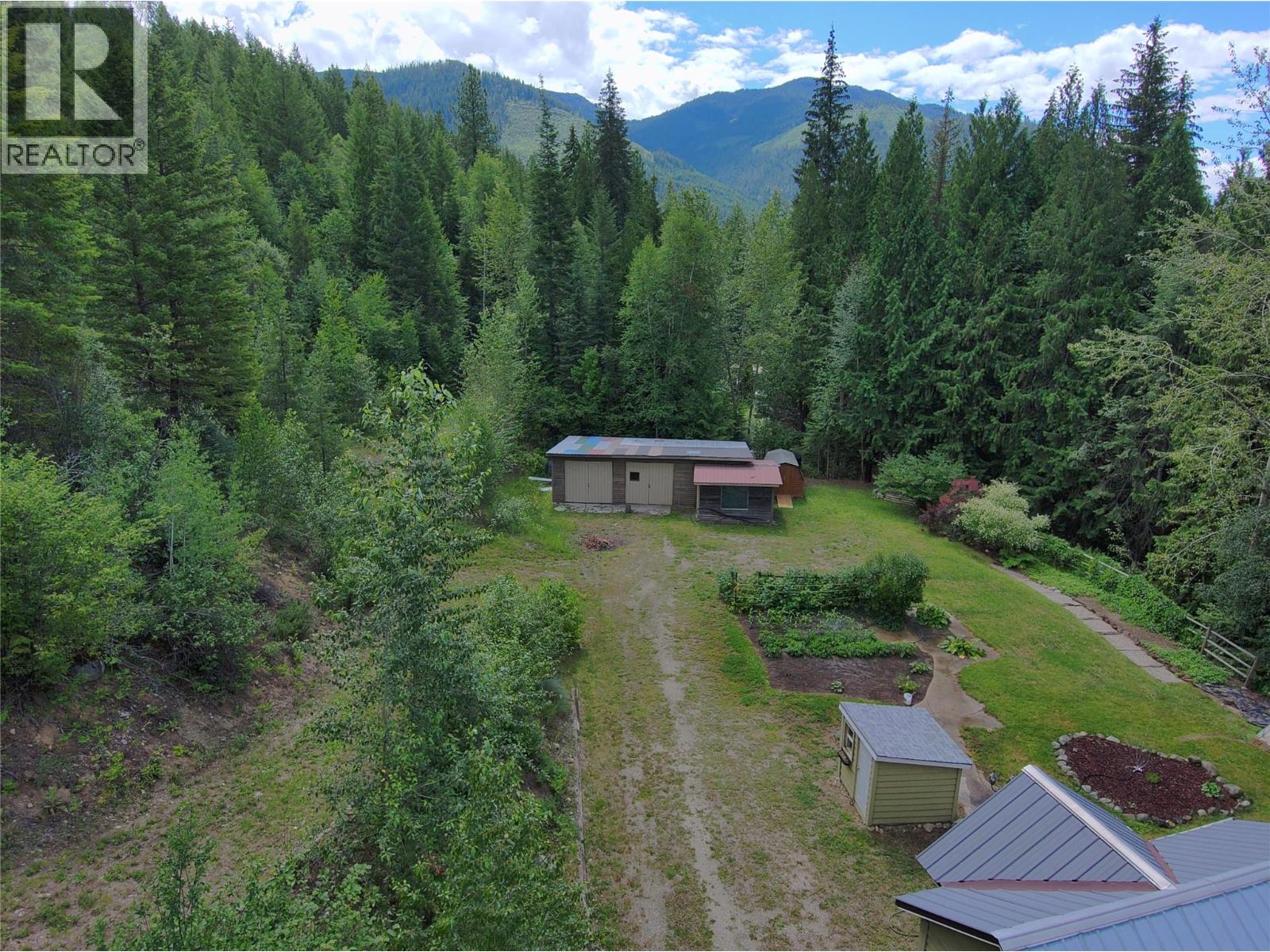 440 Hubscher Road, Ross Spur, British Columbia  V0G 1L0 - Photo 74 - 10394009