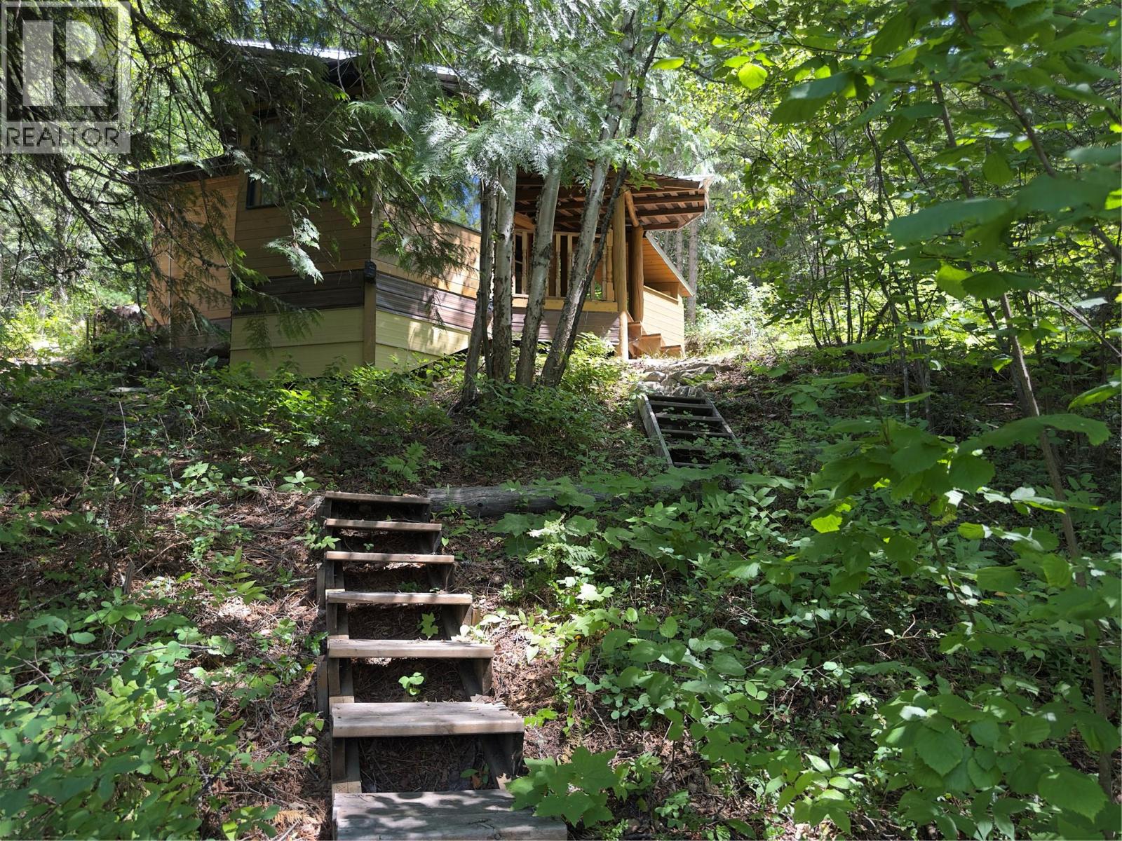 440 Hubscher Road, Ross Spur, British Columbia  V0G 1L0 - Photo 77 - 10394009