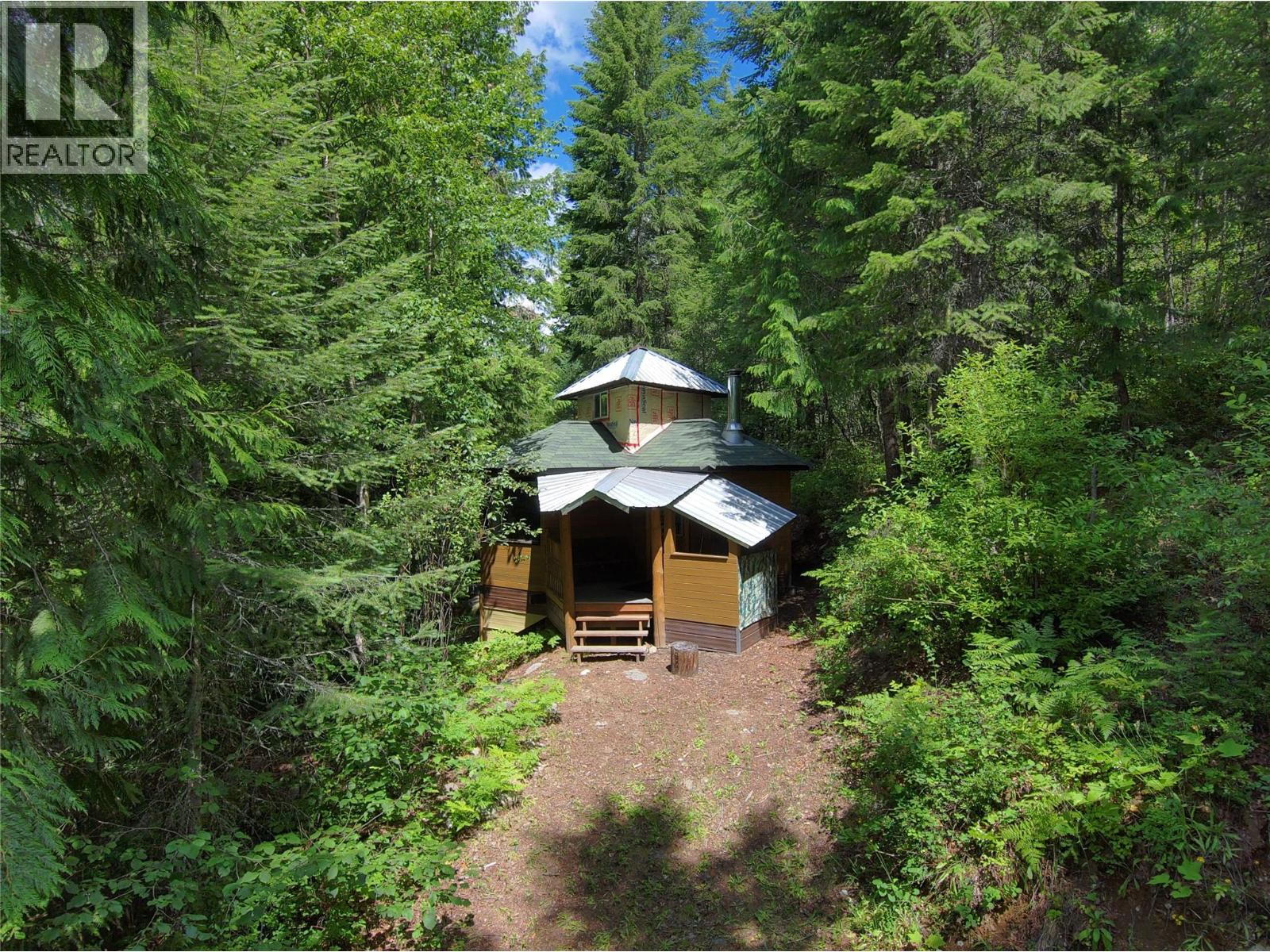 440 Hubscher Road, Ross Spur, British Columbia  V0G 1L0 - Photo 80 - 10394009