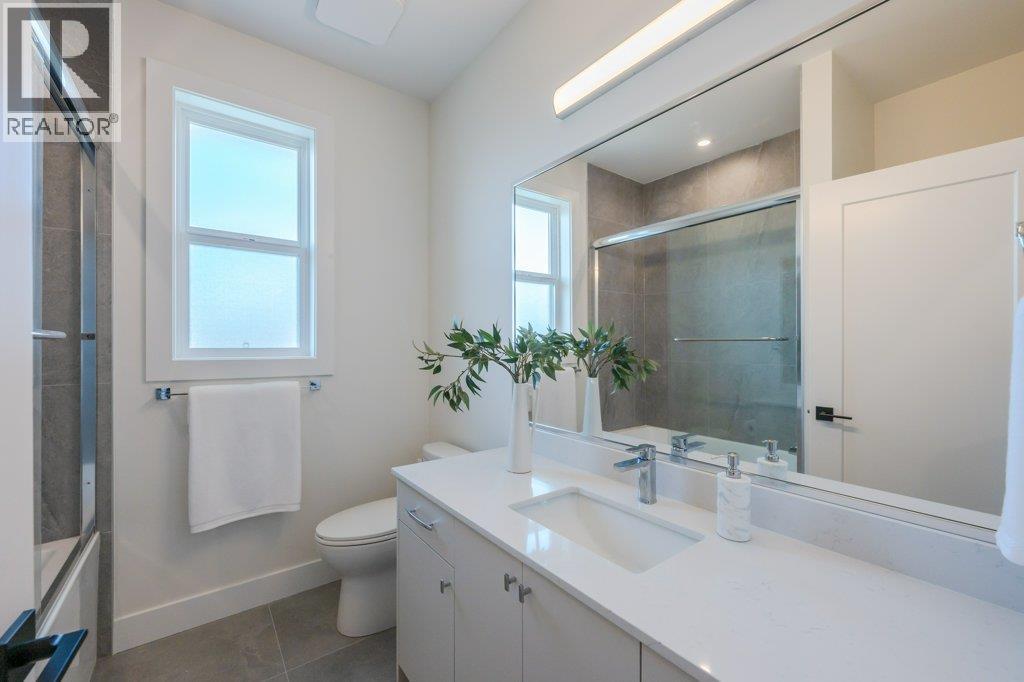 387 Chardonnay Avenue, Oliver, British Columbia  V0H 1T4 - Photo 44 - 10393521