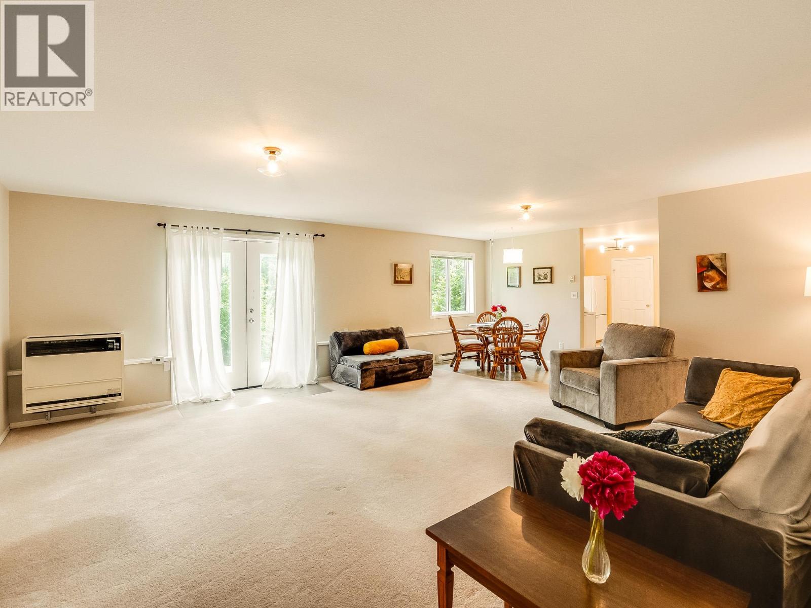 5648 Longbeach Road, Nelson, British Columbia  V1L 6N9 - Photo 21 - 10393326