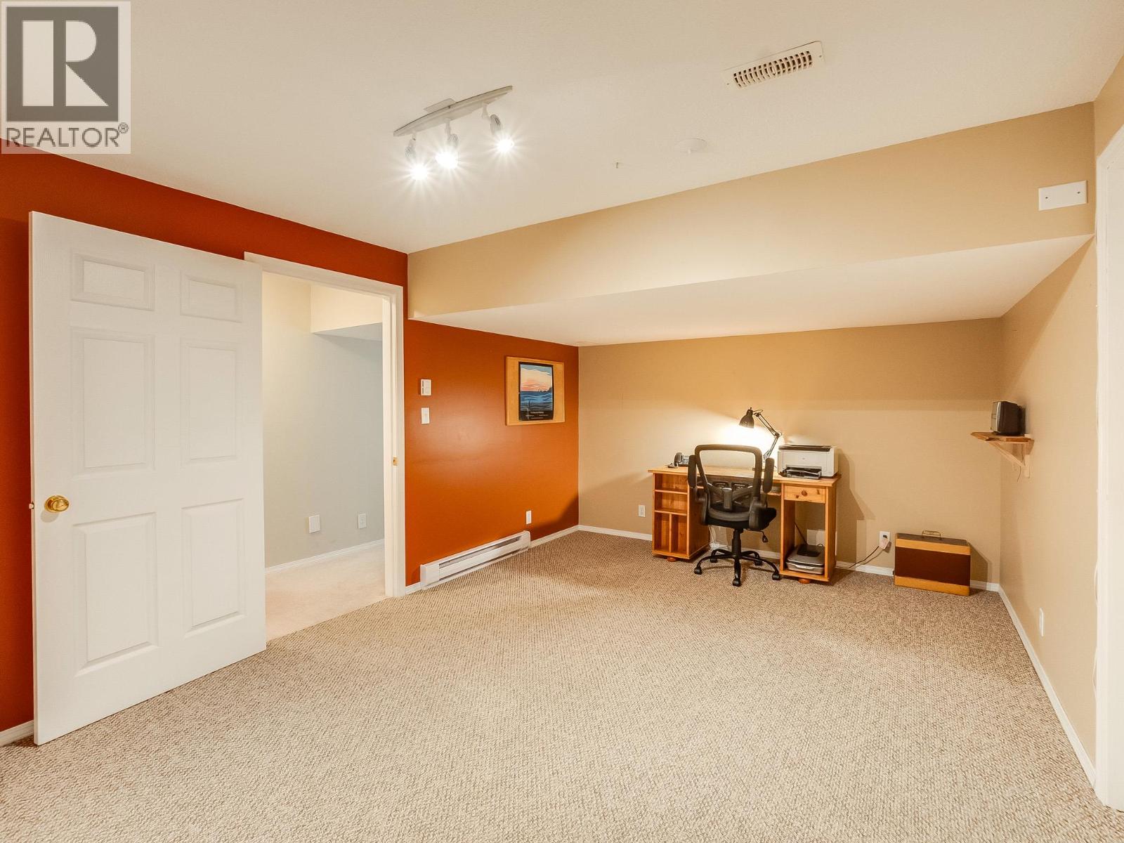 5648 Longbeach Road, Nelson, British Columbia  V1L 6N9 - Photo 25 - 10393326