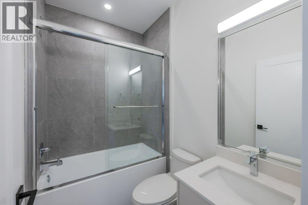395 Chardonnay Avenue, Oliver, British Columbia  V0H 1T4 - Photo 34 - 10393255