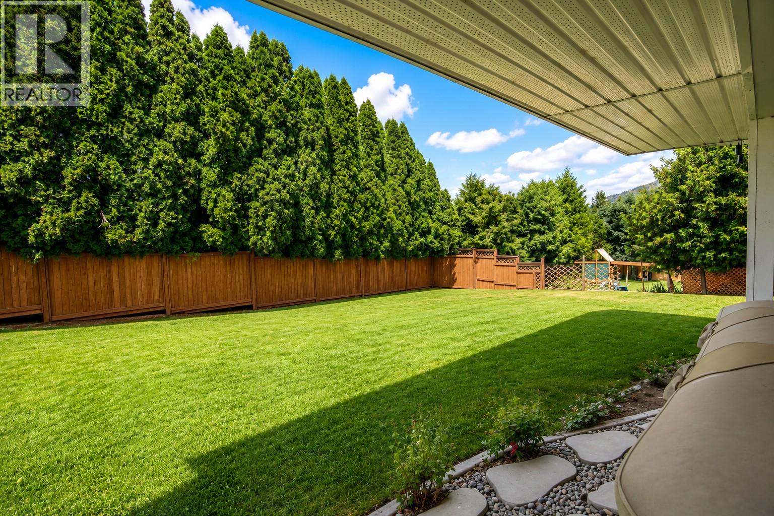 114 Eastside Road, Okanagan Falls, British Columbia    - Photo 22 - 10393794
