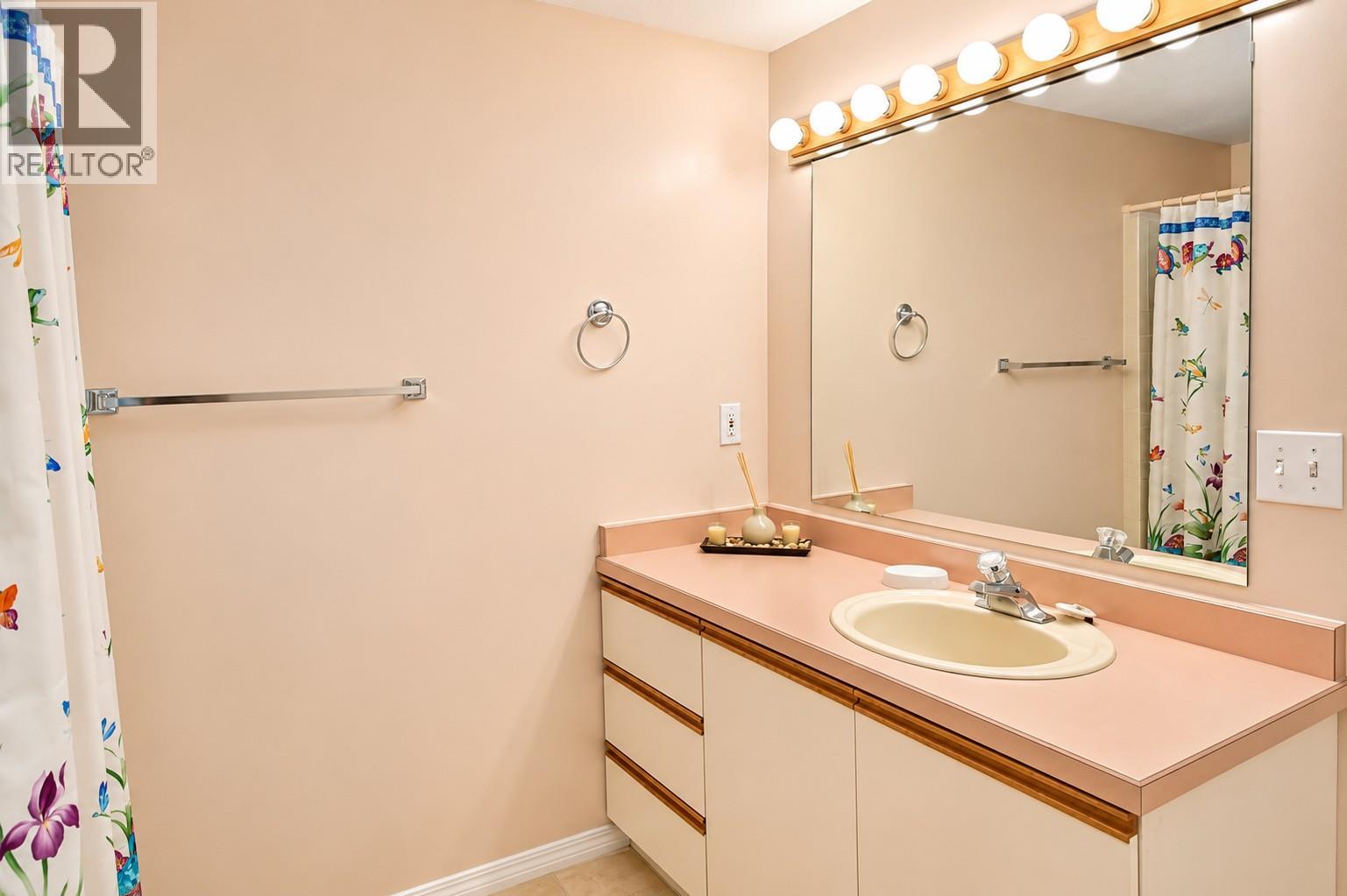114 Eastside Road, Okanagan Falls, British Columbia    - Photo 27 - 10393794