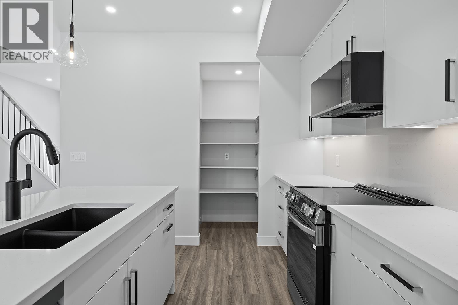 1715 Treffry Place Unit# 102, Summerland, British Columbia  V0H 1Z9 - Photo 11 - 10393853