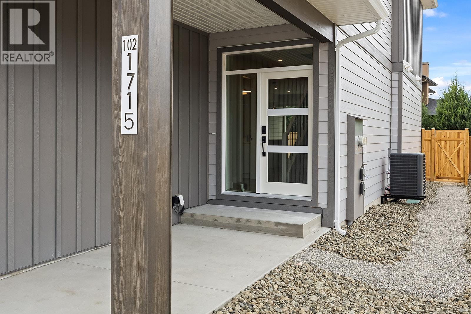 1715 Treffry Place Unit# 102, Summerland, British Columbia  V0H 1Z9 - Photo 2 - 10393853