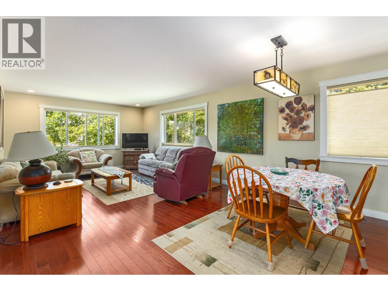1370 20 Avenue Se, Salmon Arm, British Columbia  V1E 2C9 - Photo 10 - 10393786