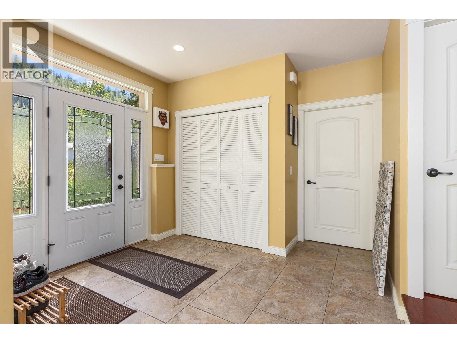 1370 20 Avenue Se, Salmon Arm, British Columbia  V1E 2C9 - Photo 29 - 10393786