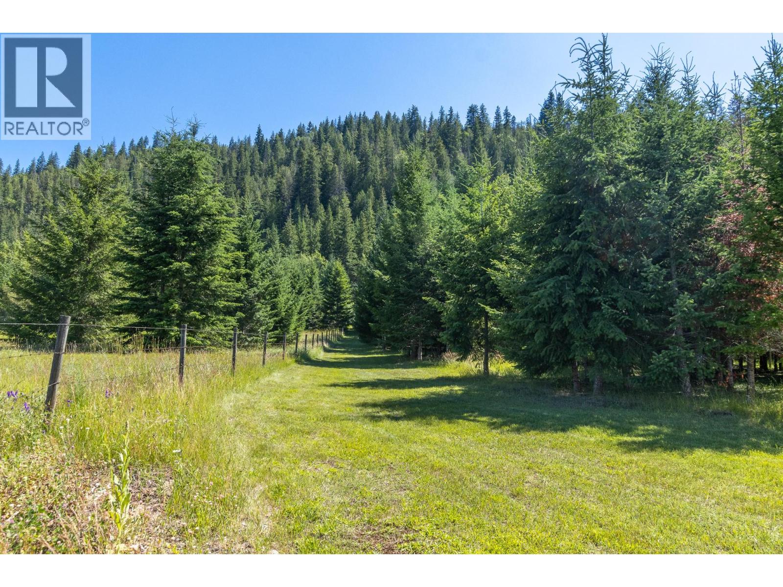 1370 20 Avenue Se, Salmon Arm, British Columbia  V1E 2C9 - Photo 57 - 10393786