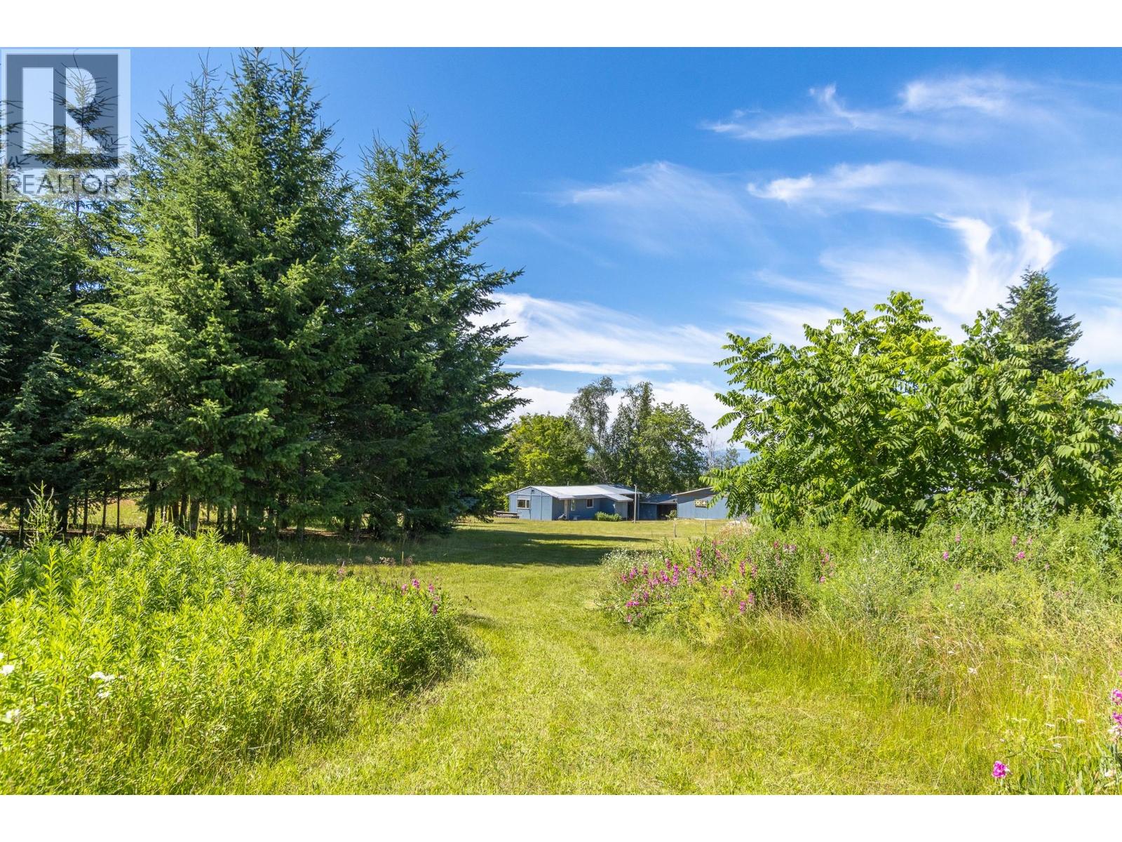 1370 20 Avenue Se, Salmon Arm, British Columbia  V1E 2C9 - Photo 6 - 10393786