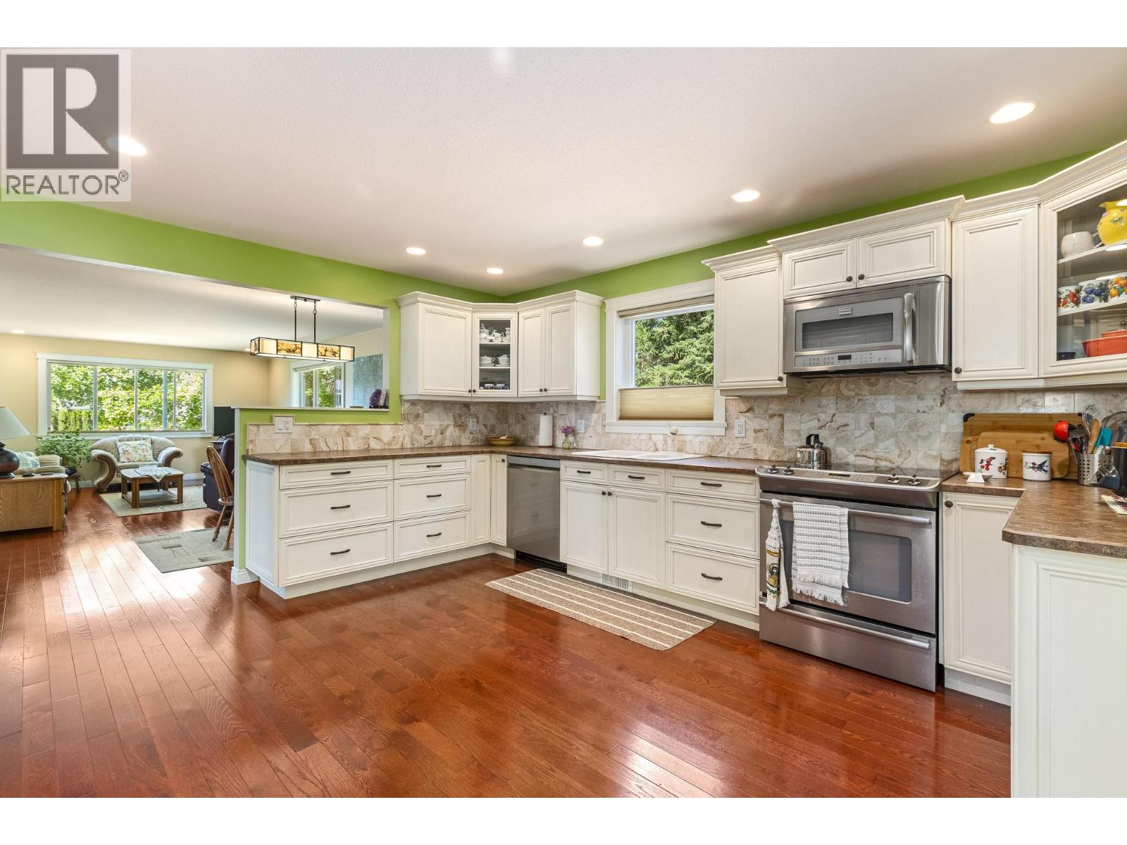 1370 20 Avenue Se, Salmon Arm, British Columbia  V1E 2C9 - Photo 9 - 10393786