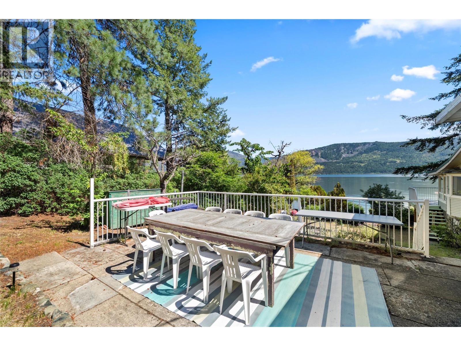 1281 Little Shuswap Lake Road, Chase, British Columbia  V0E 1M2 - Photo 15 - 10392416