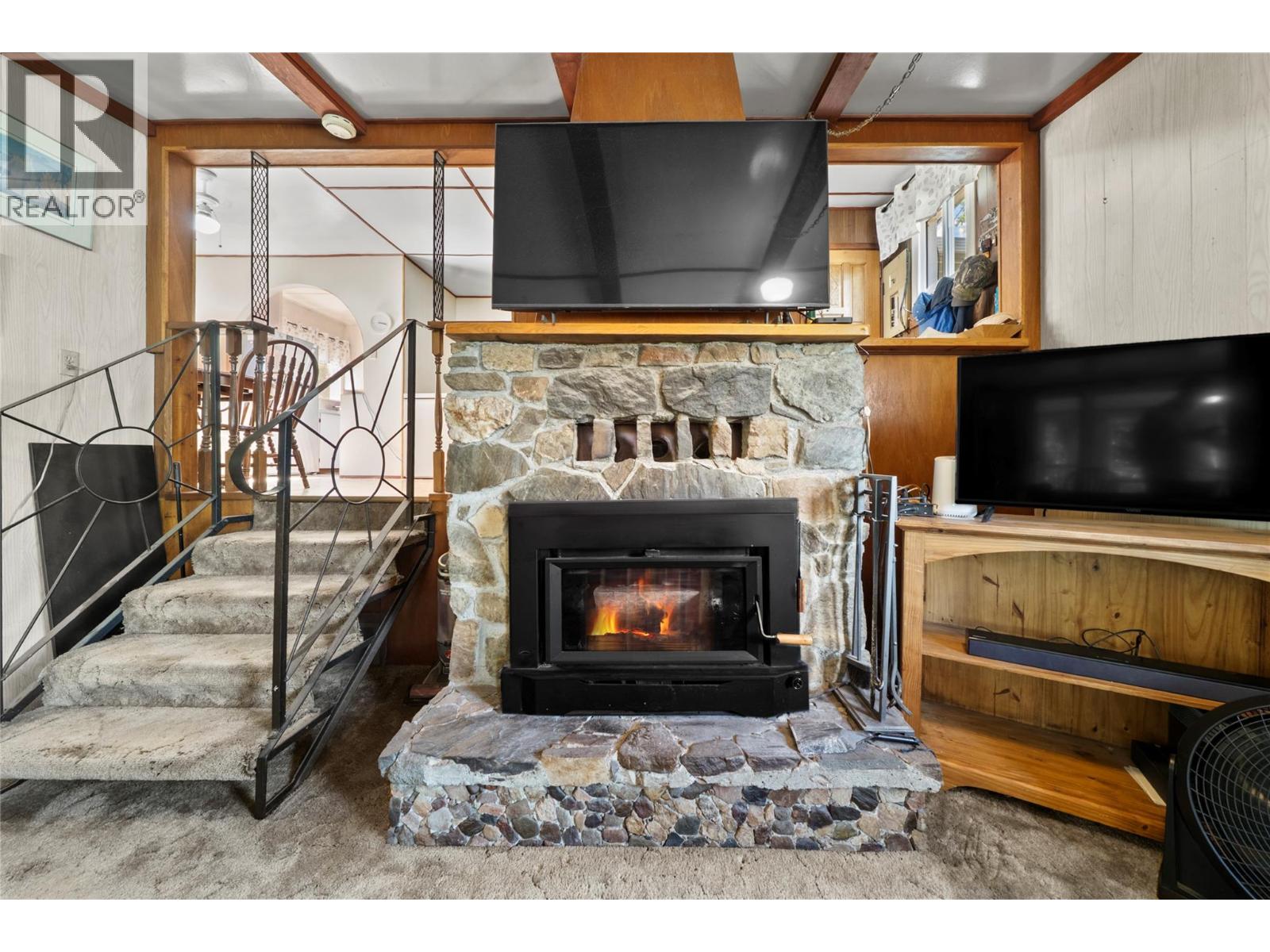 1281 Little Shuswap Lake Road, Chase, British Columbia  V0E 1M2 - Photo 17 - 10392416