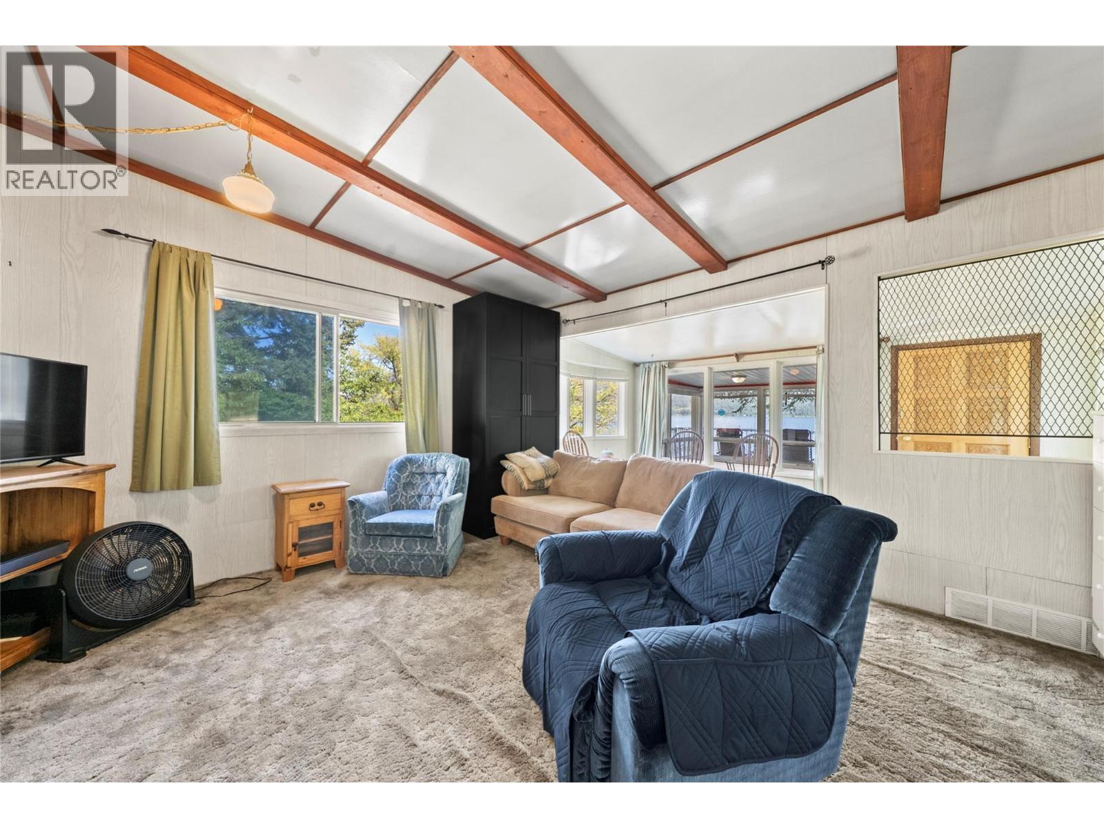 1281 Little Shuswap Lake Road, Chase, British Columbia  V0E 1M2 - Photo 18 - 10392416