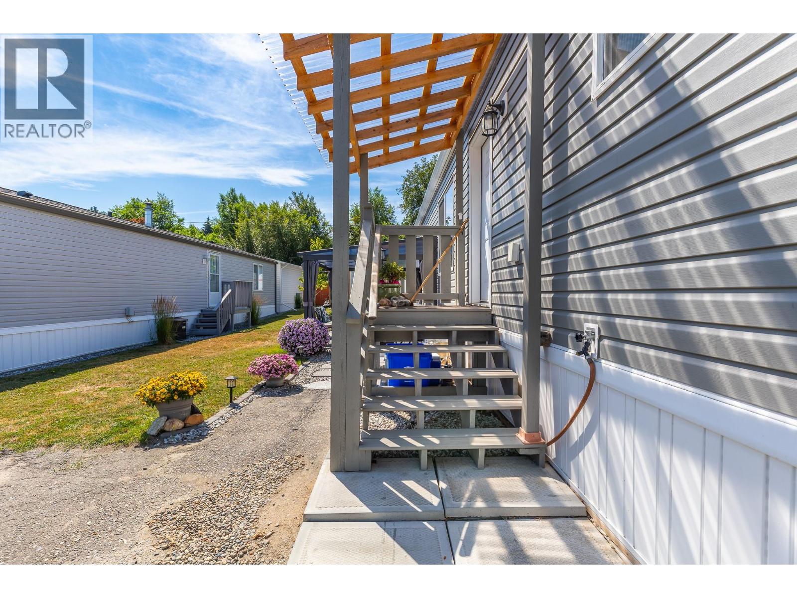 6902 Okanagan Landing Road Unit# 30, Vernon, British Columbia  V1H 1X4 - Photo 3 - 10393874