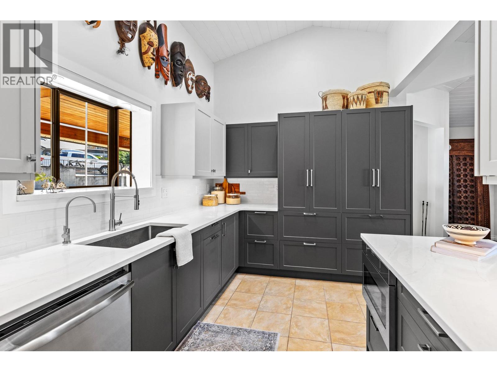 5227 Oleander Drive, Osoyoos, British Columbia  V0H 1V0 - Photo 13 - 10393734