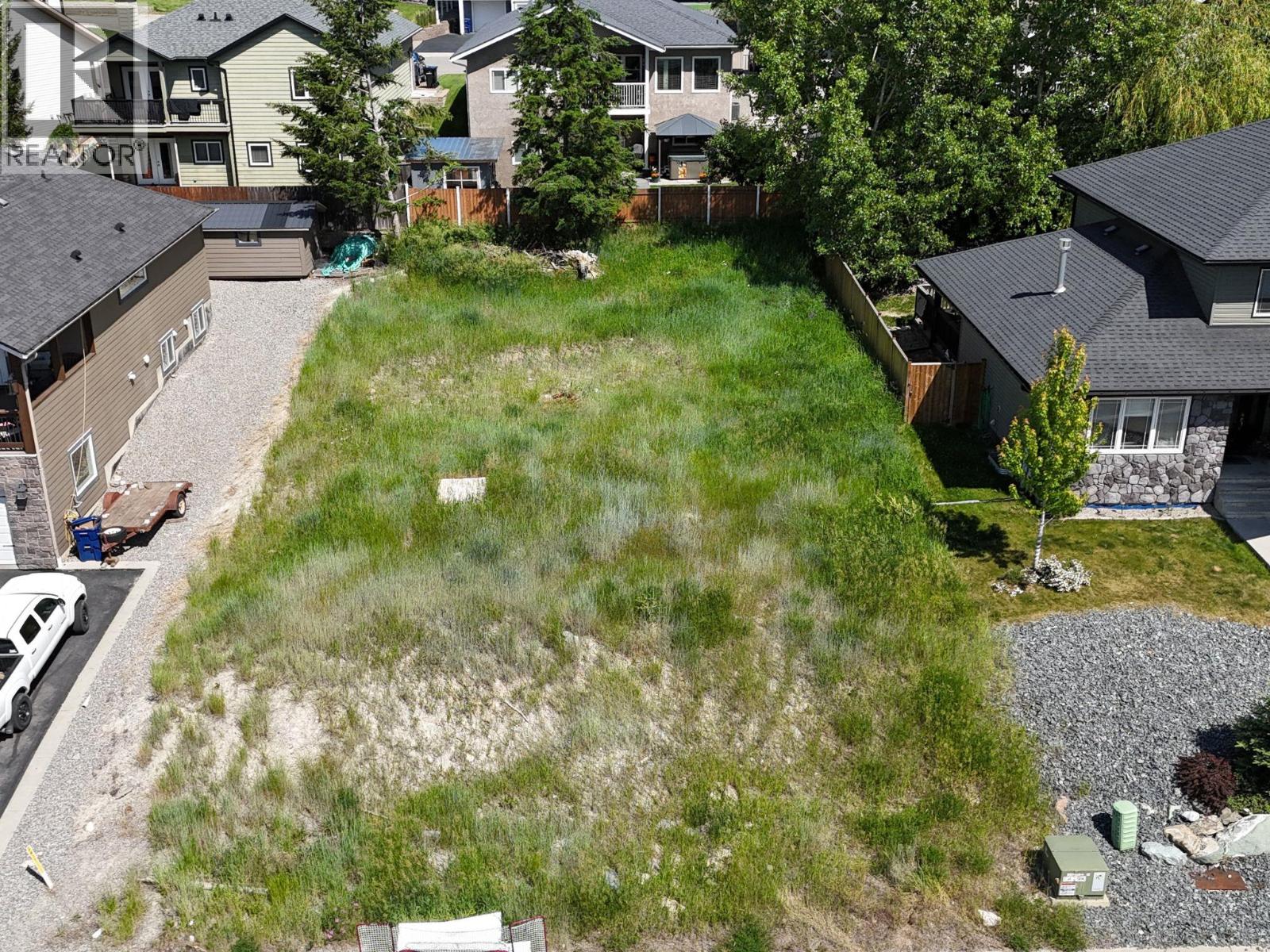 3044 Mt. Fisher Place, Cranbrook, British Columbia  V1C 0A8 - Photo 2 - 10394090