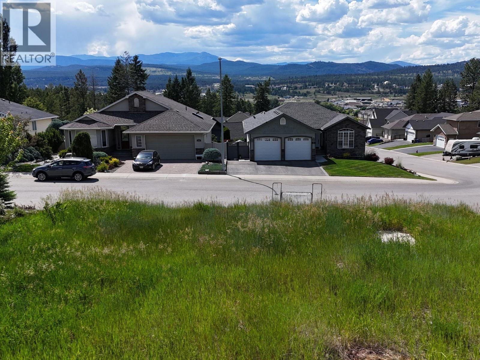 3044 Mt. Fisher Place, Cranbrook, British Columbia  V1C 0A8 - Photo 3 - 10394090