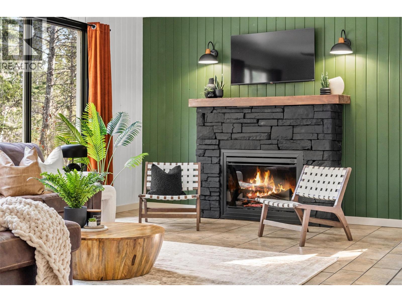 5375 Dutch Creek Road, Fairmont Hot Springs, British Columbia  V0B 1L2 - Photo 13 - 10392854