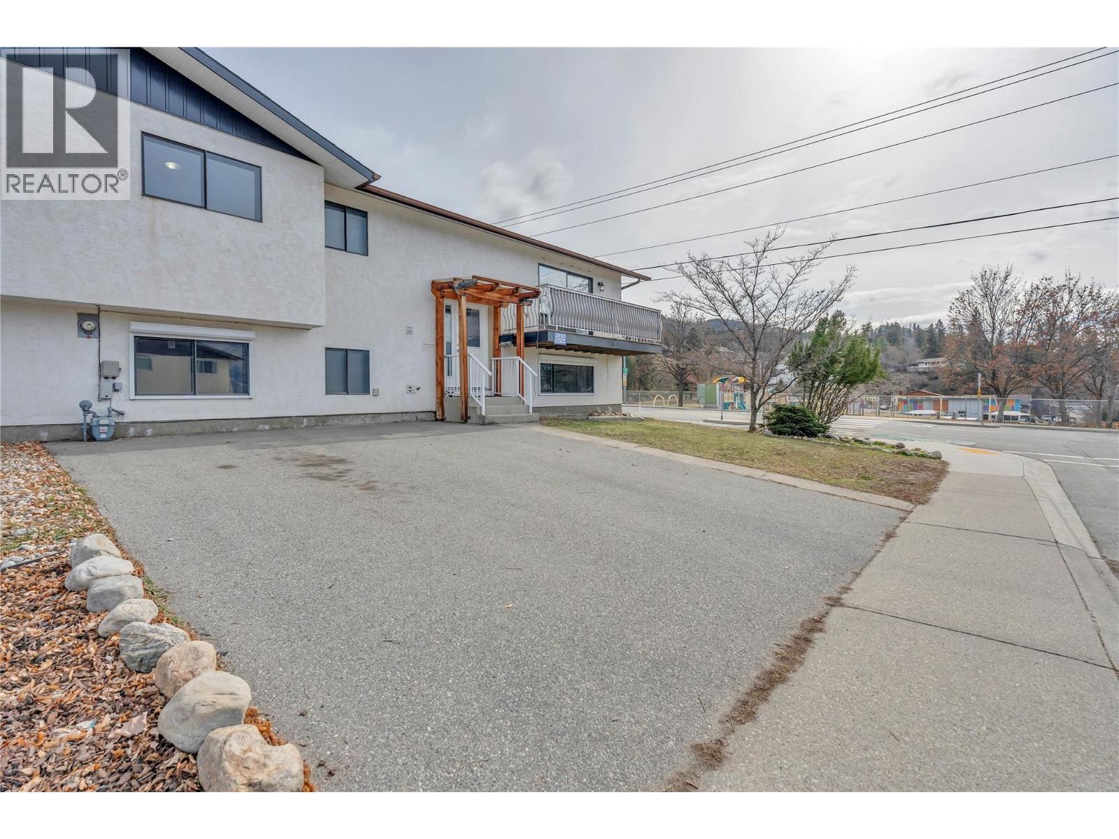2550 Wiltse Drive, Penticton, British Columbia  V2A 7X5 - Photo 1 - 10394121