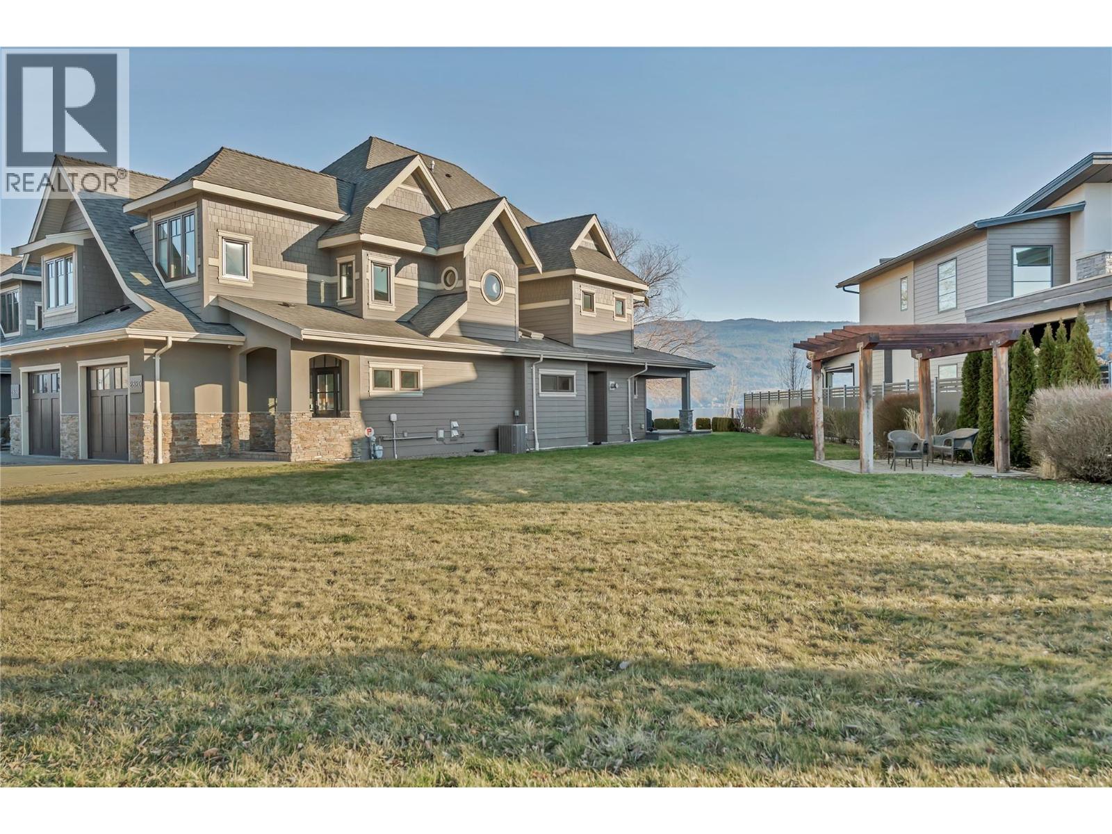 2820 Landry Crescent, Summerland, British Columbia  V0H 1Z9 - Photo 2 - 10394149