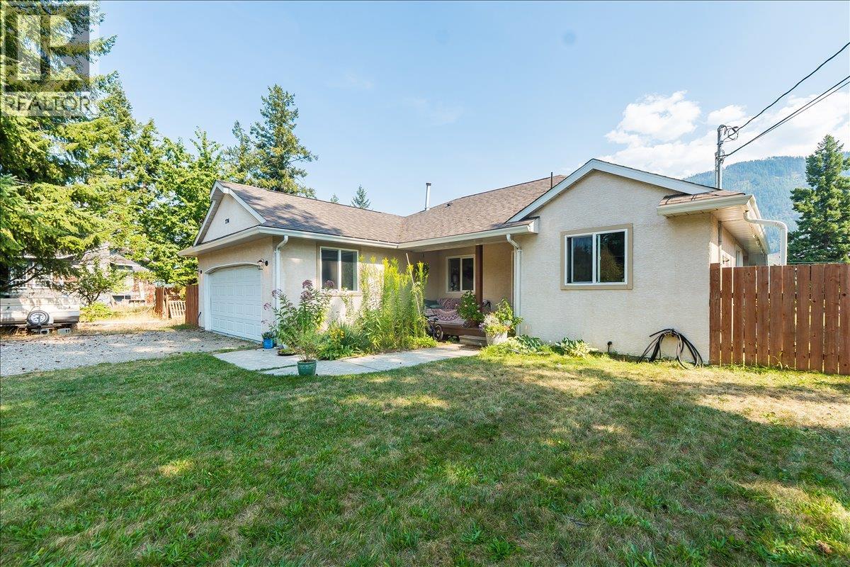 2706 Jacks Crescent, South Slocan, British Columbia  V0G 2G1 - Photo 4 - 10393992