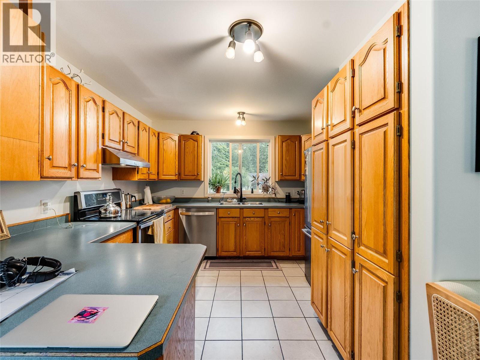 2706 Jacks Crescent, South Slocan, British Columbia  V0G 2G1 - Photo 8 - 10393992