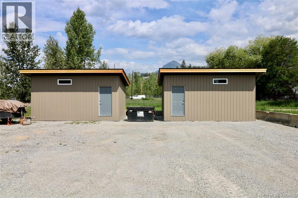 1110 11th Avenue S, Golden, British Columbia  V0A 1H0 - Photo 8 - 10393831
