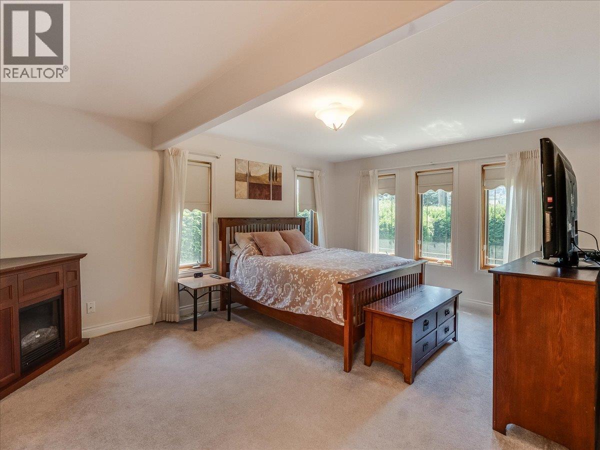 3441 Laburnum Drive, Trail, British Columbia  V1R 2S9 - Photo 21 - 10393917