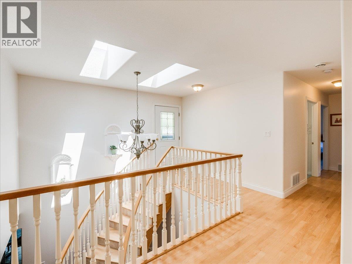 3441 Laburnum Drive, Trail, British Columbia  V1R 2S9 - Photo 35 - 10393917
