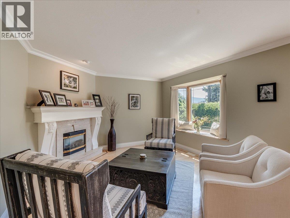 3441 Laburnum Drive, Trail, British Columbia  V1R 2S9 - Photo 7 - 10393917