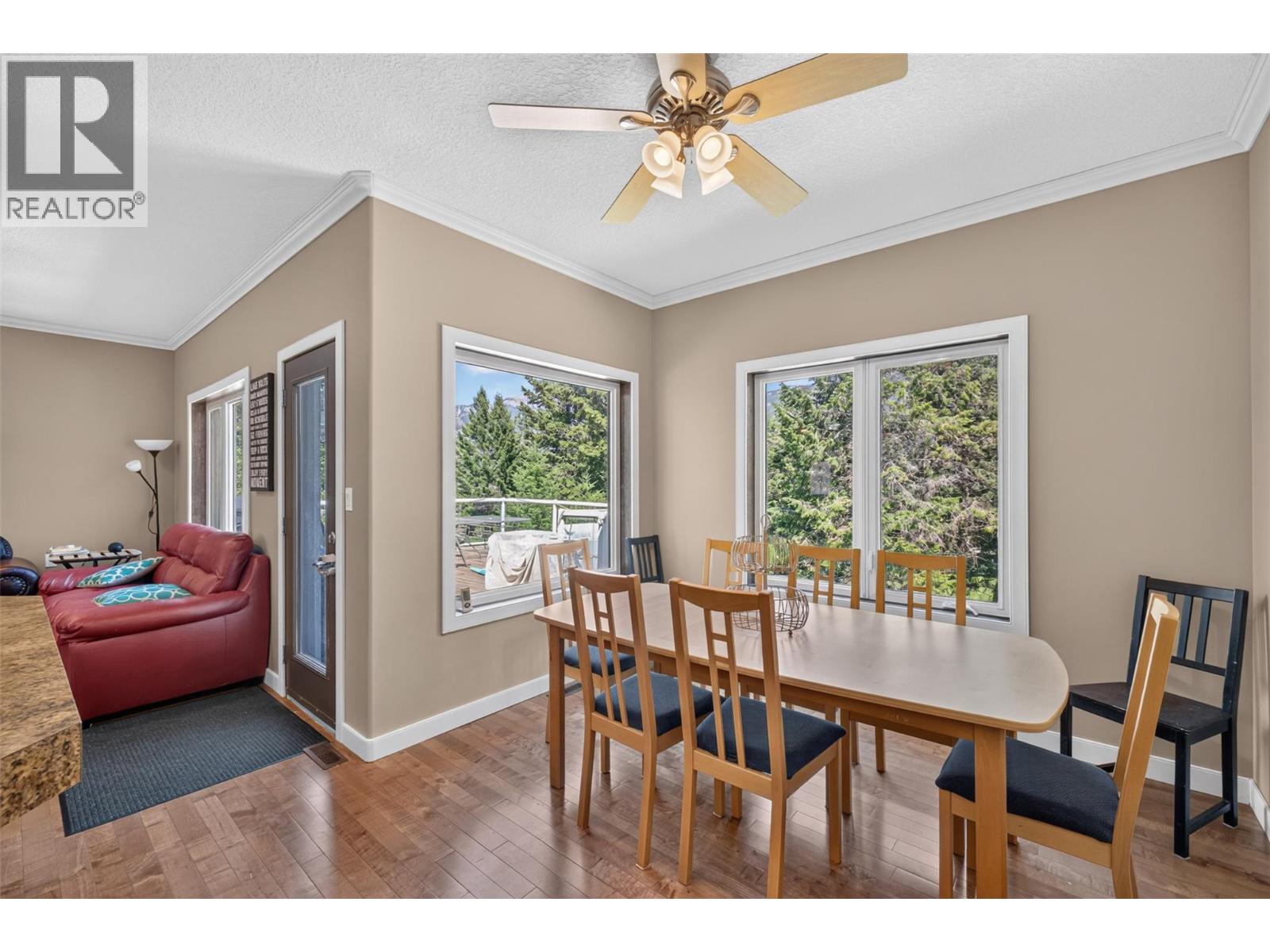 6876 Columbia Ridge Drive, Fairmont Hot Springs, British Columbia  V0B 1L2 - Photo 12 - 10394116
