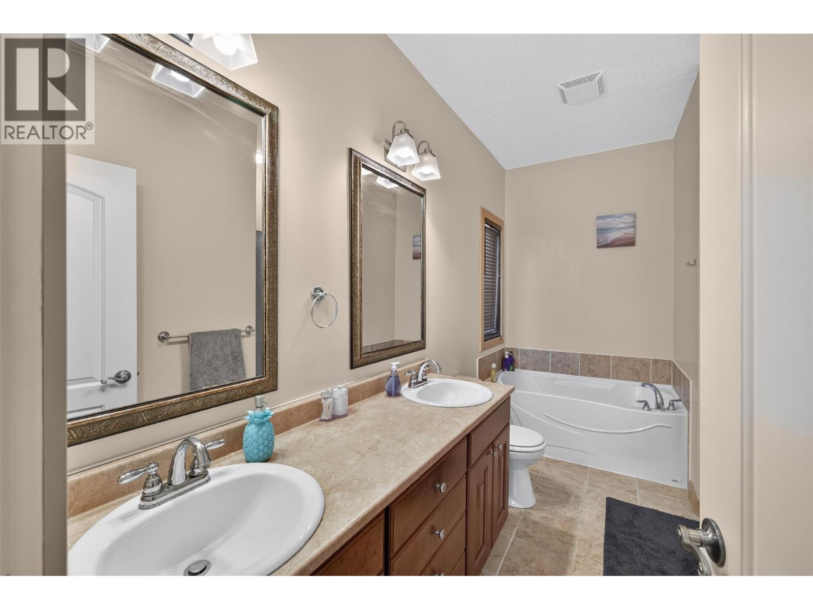 6876 Columbia Ridge Drive, Fairmont Hot Springs, British Columbia  V0B 1L2 - Photo 18 - 10394116