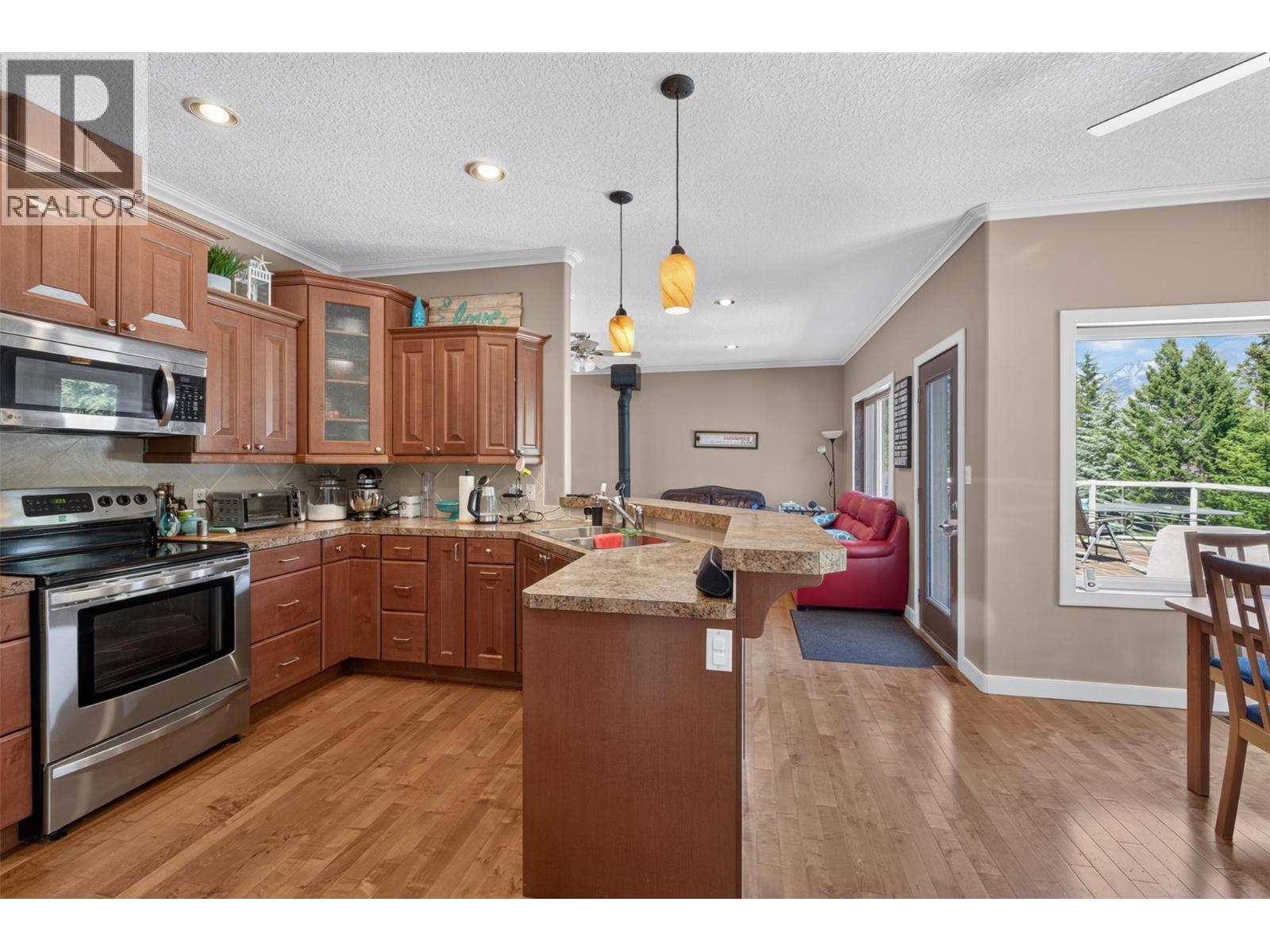6876 Columbia Ridge Drive, Fairmont Hot Springs, British Columbia  V0B 1L2 - Photo 21 - 10394116