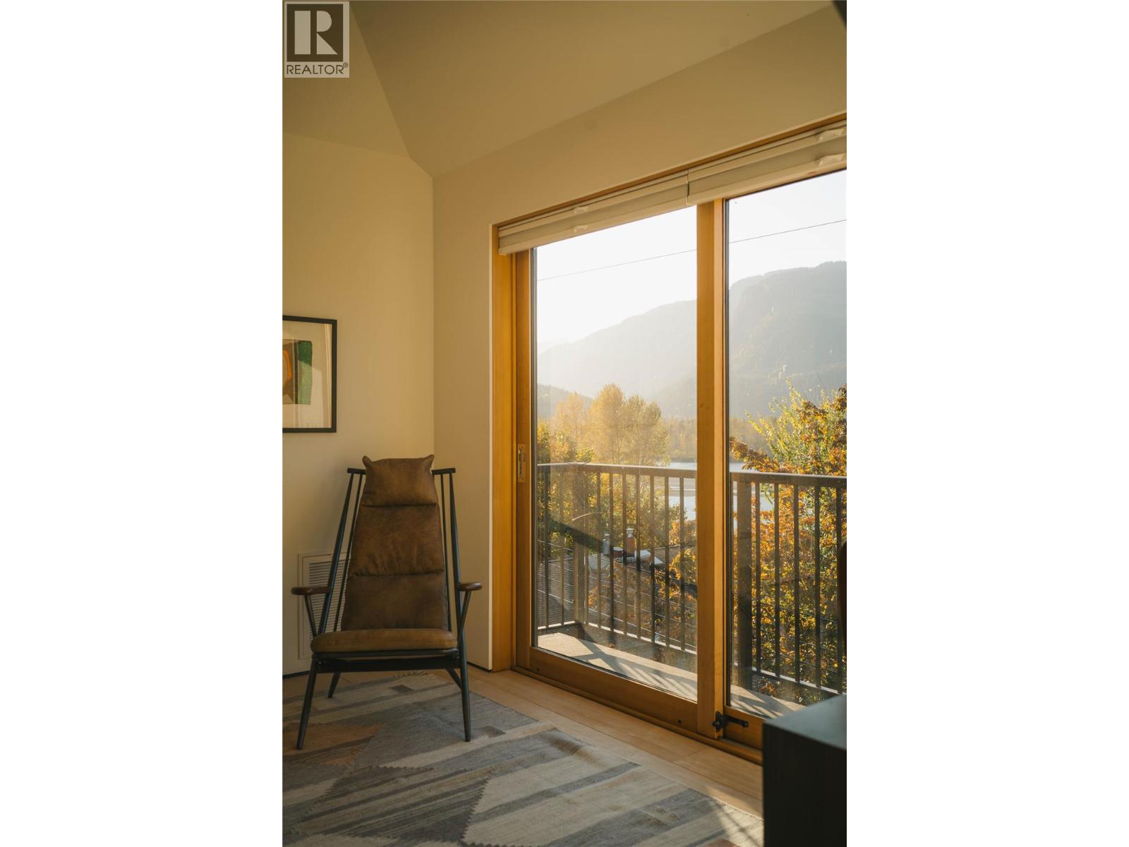 805 & 815 Mackenzie Avenue, Revelstoke, British Columbia  V0E 2S0 - Photo 62 - 10393237