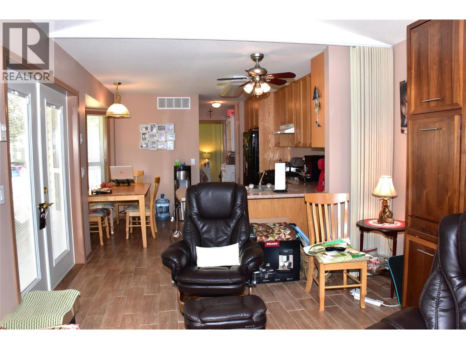 2615 Lakeshore Drive Unit# 17, Osoyoos, British Columbia  V0h 1V6 - Photo 13 - 10393838