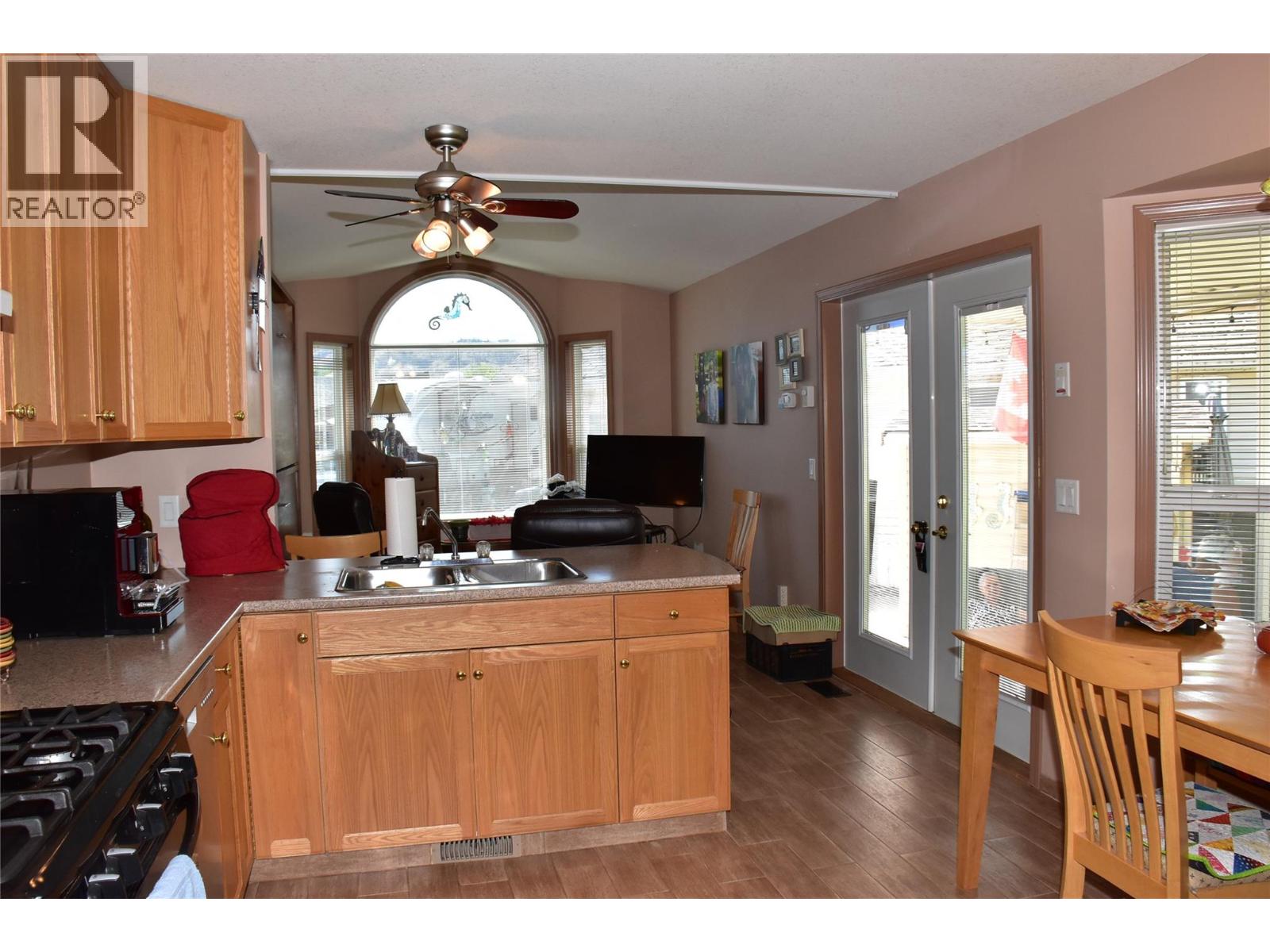 2615 Lakeshore Drive Unit# 17, Osoyoos, British Columbia  V0h 1V6 - Photo 7 - 10393838