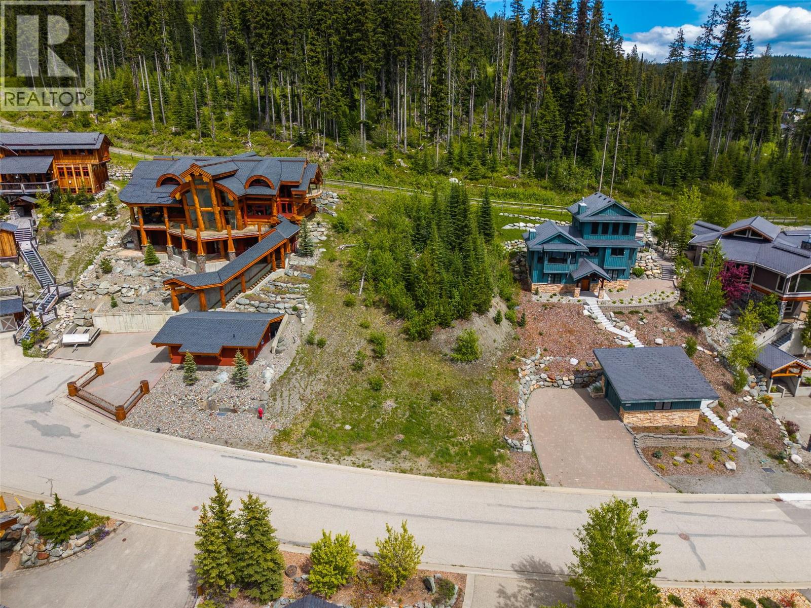 4246 Bella Vista Drive, Sun Peaks, British Columbia  V0E 5N0 - Photo 2 - 10391907