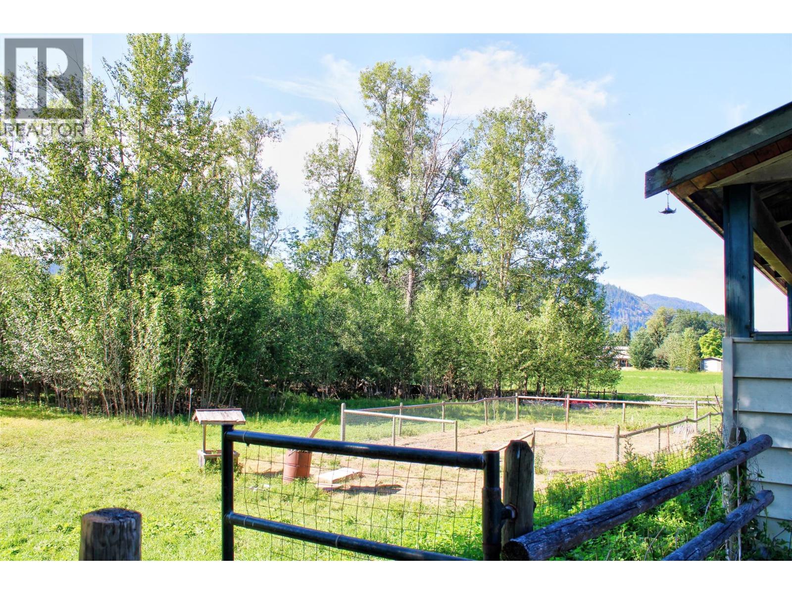 7120 97a Highway, Grindrod, British Columbia  V0E 1Y0 - Photo 39 - 10394201