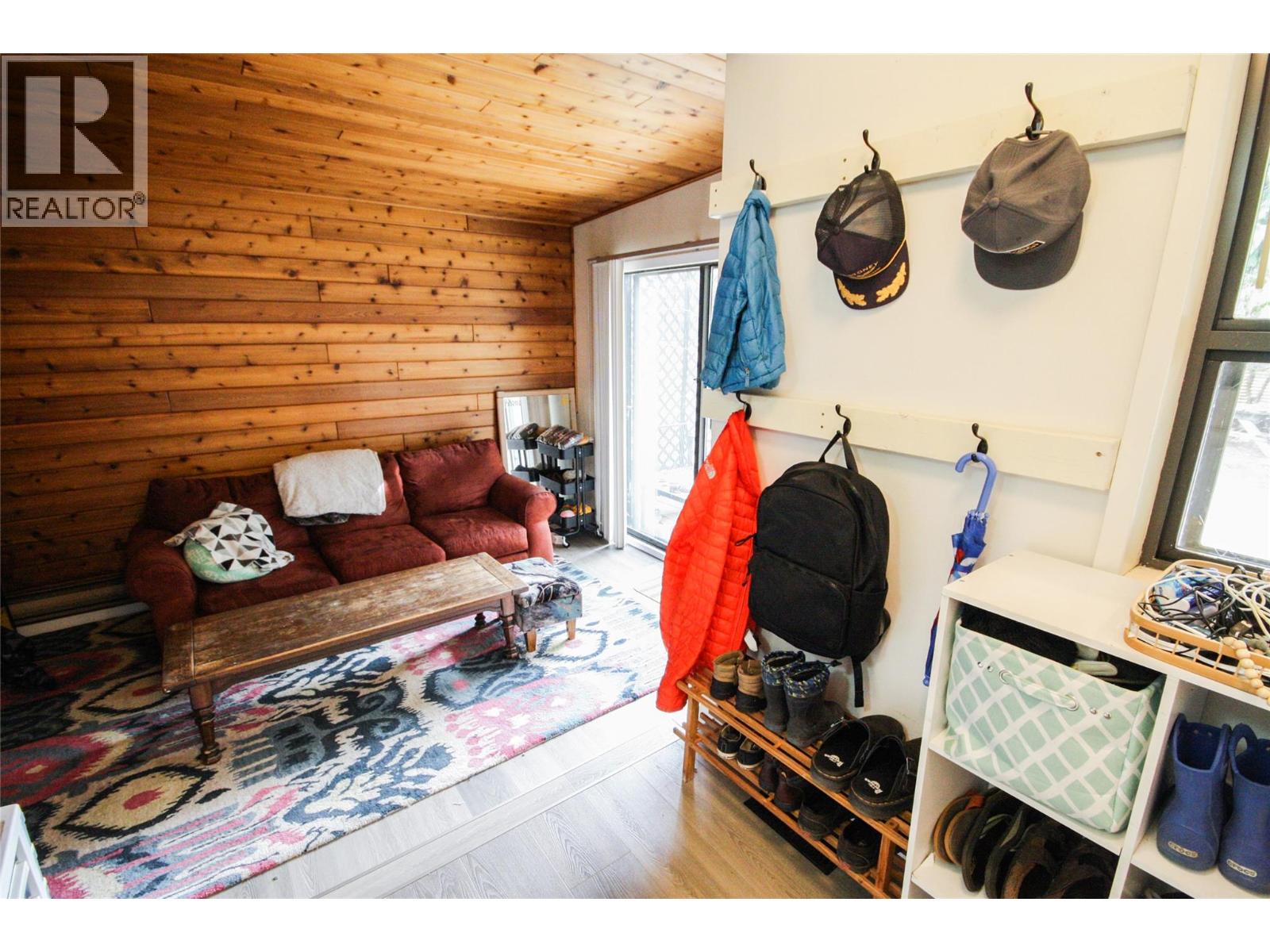 1402 Amhurst Road, Sicamous, British Columbia  V0E 2V0 - Photo 14 - 10394020
