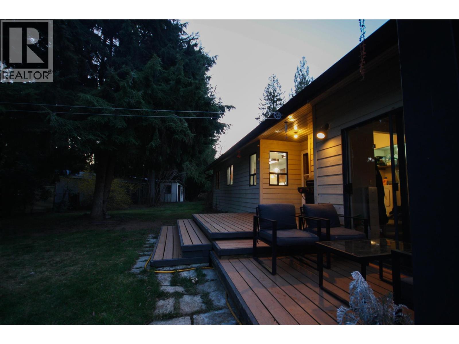 1402 Amhurst Road, Sicamous, British Columbia  V0E 2V0 - Photo 19 - 10394020