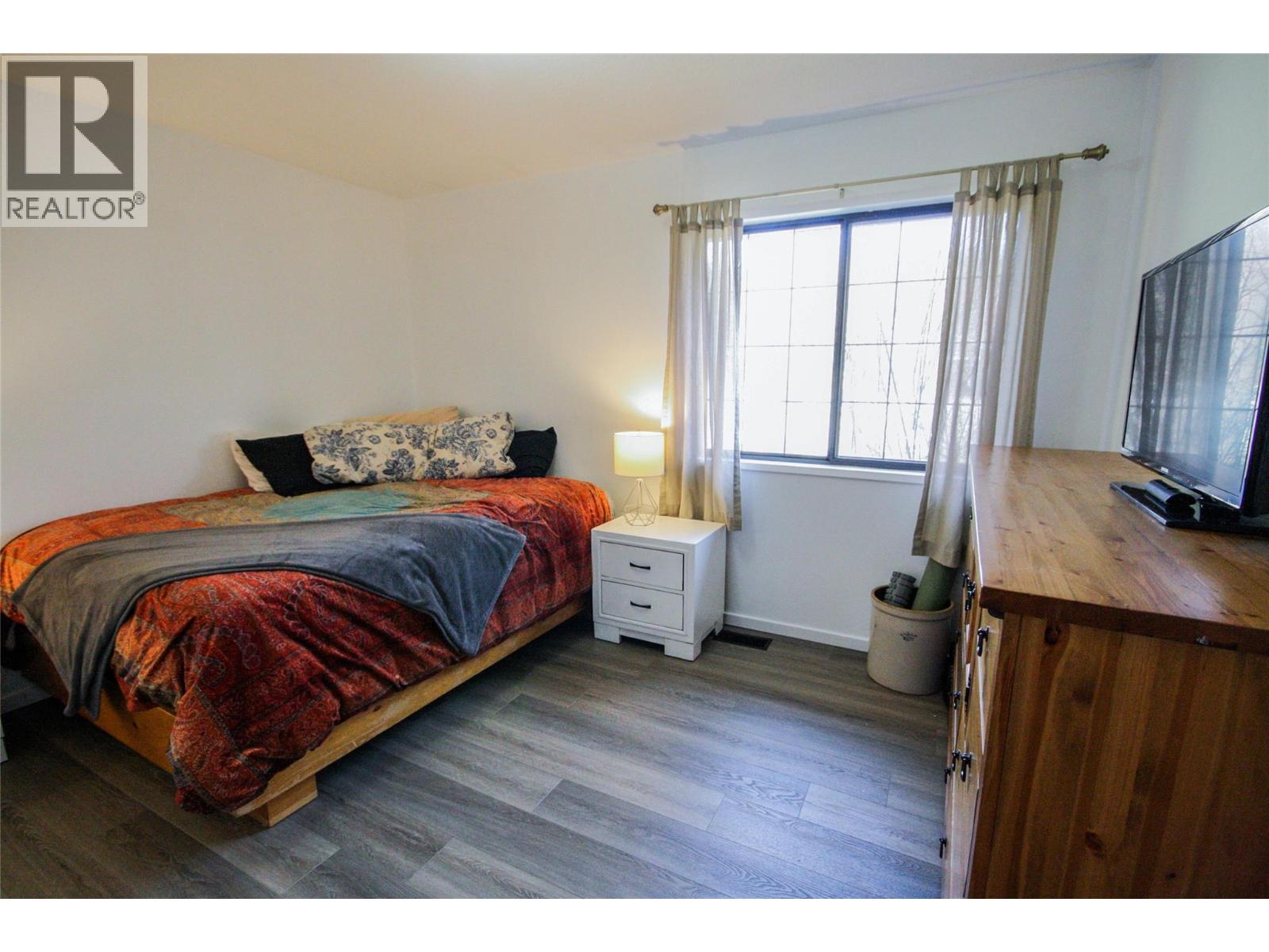 1402 Amhurst Road, Sicamous, British Columbia  V0E 2V0 - Photo 33 - 10394020
