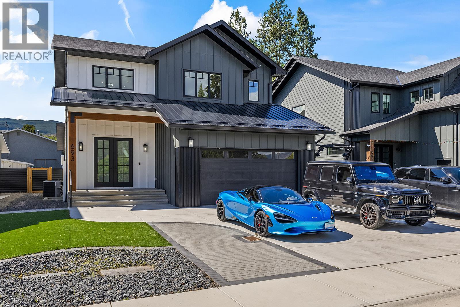 693 Balsam Road, Kelowna, British Columbia  V1W 1C1 - Photo 1 - 10393848