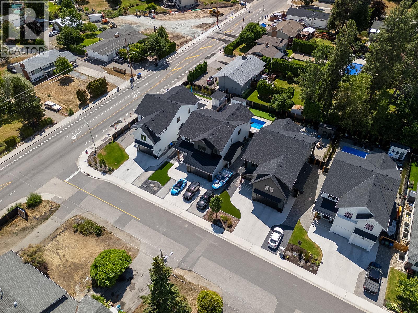 693 Balsam Road, Kelowna, British Columbia  V1W 1C1 - Photo 13 - 10393848
